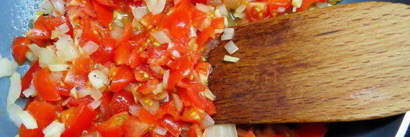 тефтели из индейки с моцареллой в томатном соусе