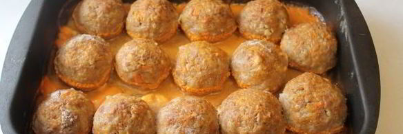 тефтели мясные в сметанно-томатном соусе