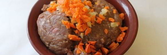 тефтели мясные в сметанно-томатном соусе