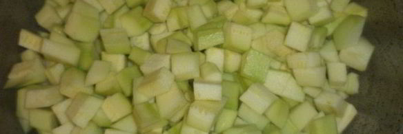 тефтели на овощной подушке