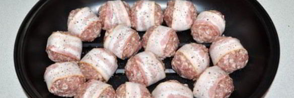 тефтели с маслинами, запеченные в беконе