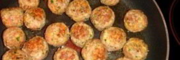 тефтели с подливкой на сковороде