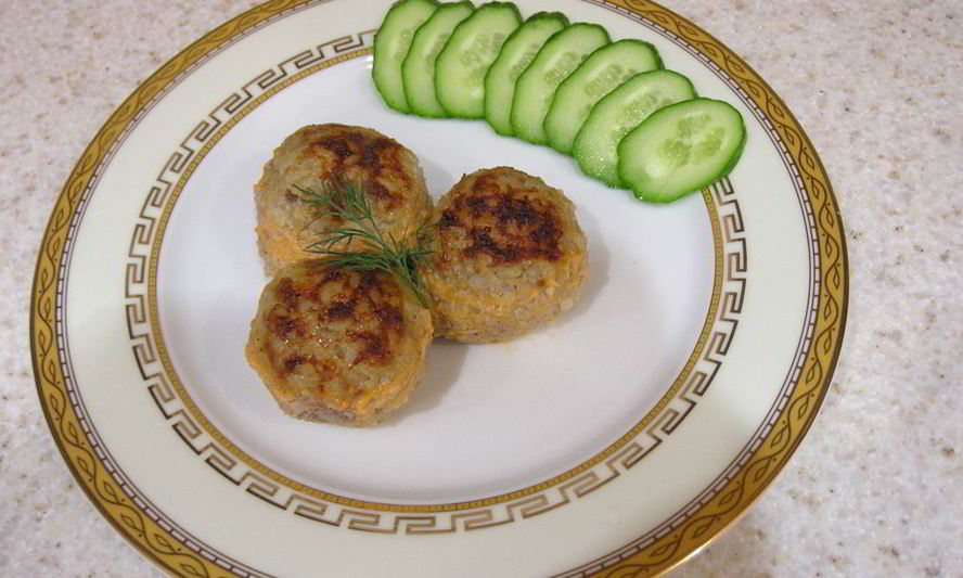 Рецепт тефтелей с рисом