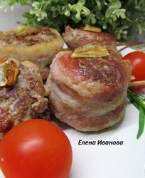 Тефтели в беконе с начинкой из моцареллы