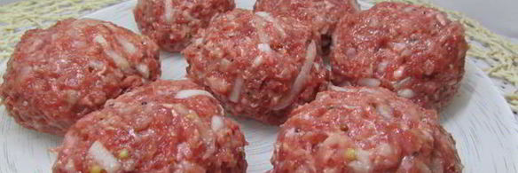 тефтели в беконе с начинкой из моцареллы