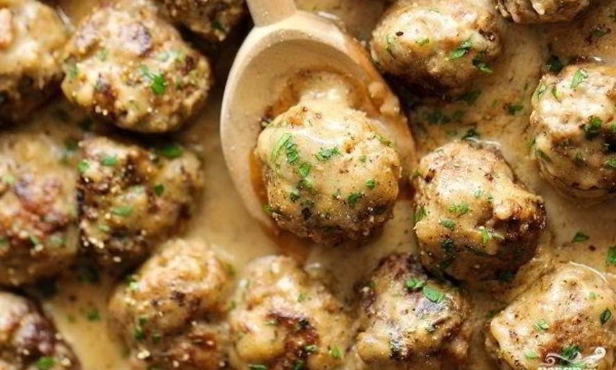 Рецепт тефтелей в белом соусе