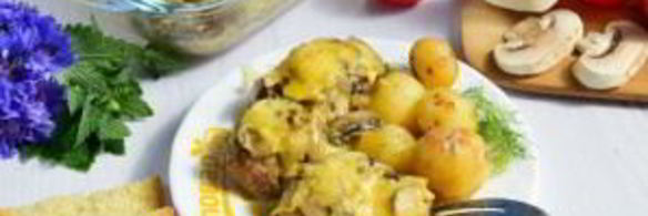 тефтели в грибном соусе под сыром