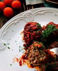 Тефтели в густом томатном соусе