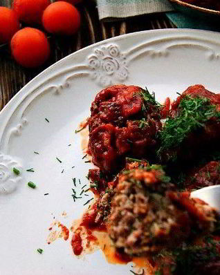Тефтели в густом томатном соусе