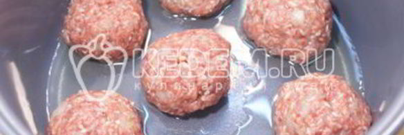 тефтели в мультиварке с протертыми помидорами