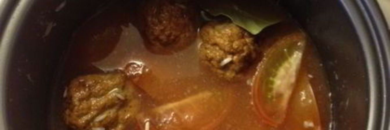 Тефтели в овощном соусе в мультиварке