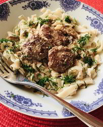 Тефтели в сливочном соусе