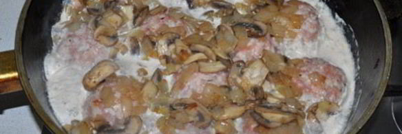 тефтели в сырно-грибном соусе