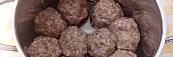 тефтели в томатно-овощном соусе