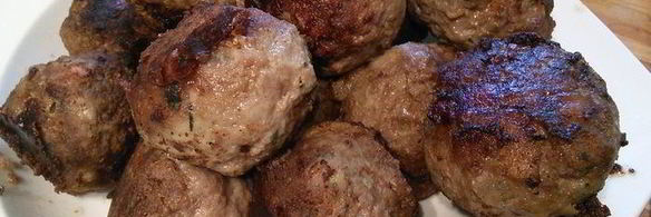 тефтели в томатном соусе с нутом