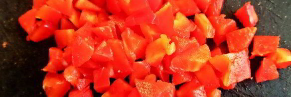 творожные ньокки со шпинатом, запеченные под сыром