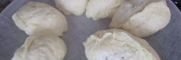 паровые вареники с вишней и клубникой