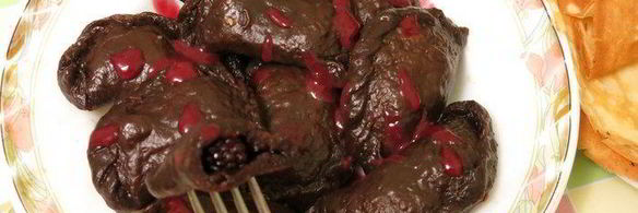 шоколадные вареники с ягодами