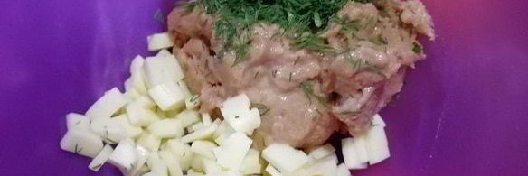 цельнозерновые вареники с тунцом и моцареллой