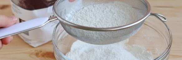 вареники на воде со свежей малиной