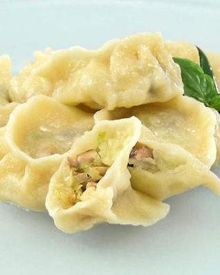 Вареники с капустой и грибами