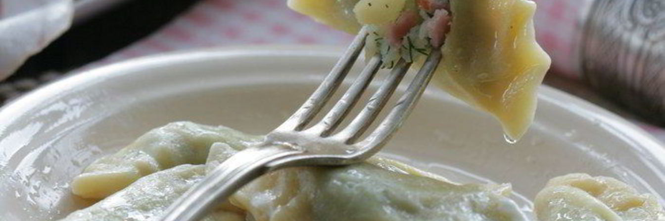 Вареники с картофелем, беконом и укропом