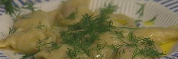 вареники с картофелем, беконом и укропом