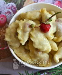 Вареники с клубникой на кефире
