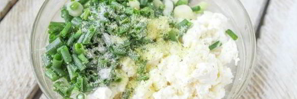 вареники с творогом и зеленым луком