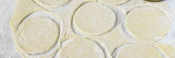 вареники с творогом и зеленым луком