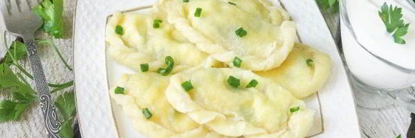 вареники с творогом и зеленым луком