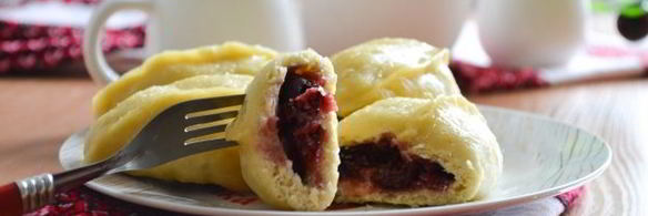 вареники с вишней на пару