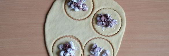 вареники с вишней на пару