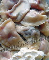 Вареники с вишней