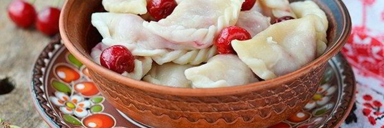 Вареники с вишнями из заварного теста