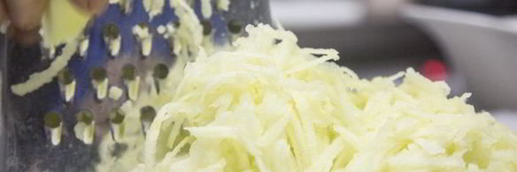 вареники с яблоком и корицей