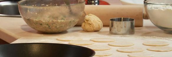 вареники со свининой и зелеными сливами