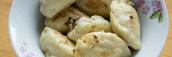 золотистые вареники с капустой