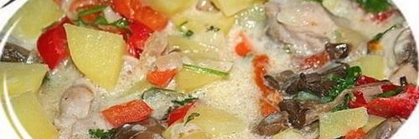 Жаркое с грибами и сметаной в мультиварке