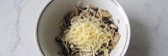 рыбные зразы с грибами и сыром