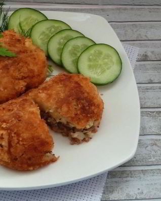 Зразы картофельные с фаршем