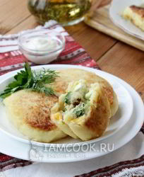 Зразы картофельные с яйцом и луком