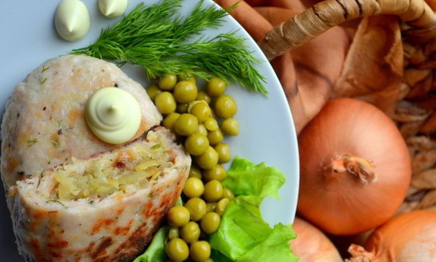 Рецепт зраз с картофелем и жареным луком