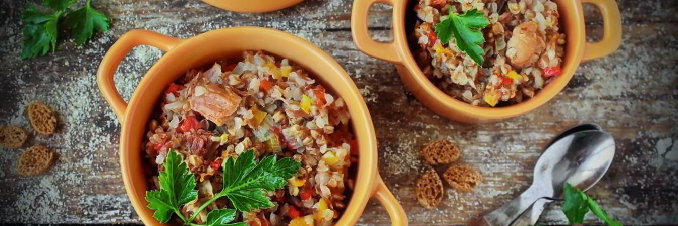 Гречка с тушенкой