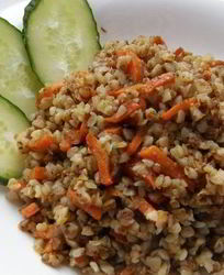 Гречневая каша с морковью