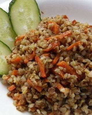 Гречневая каша с морковью