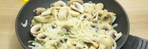 постная гречка с грибами в горшочке