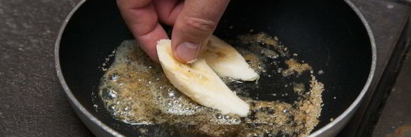 каша овсяная с жареными бананами