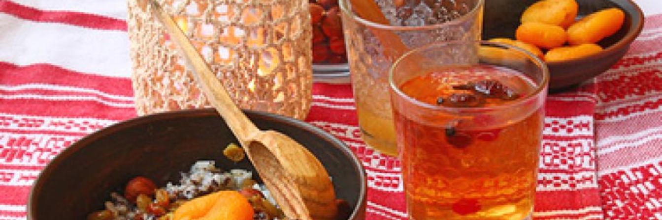 Кутья и напиток из шиповника