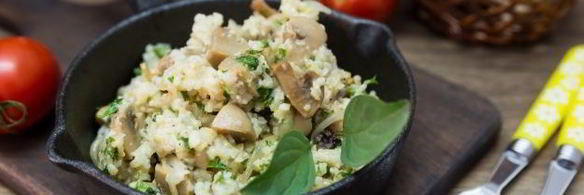 пшеничная каша с грибами и жареным луком